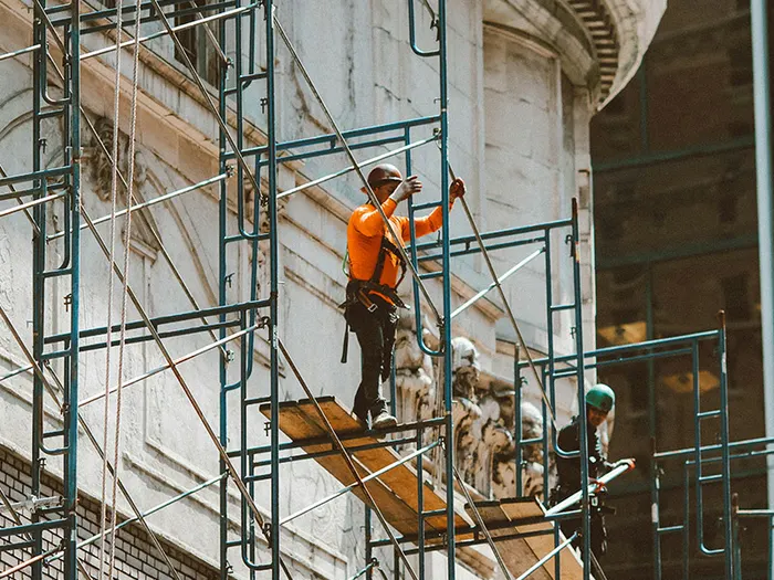 Travaux d'échafaudage